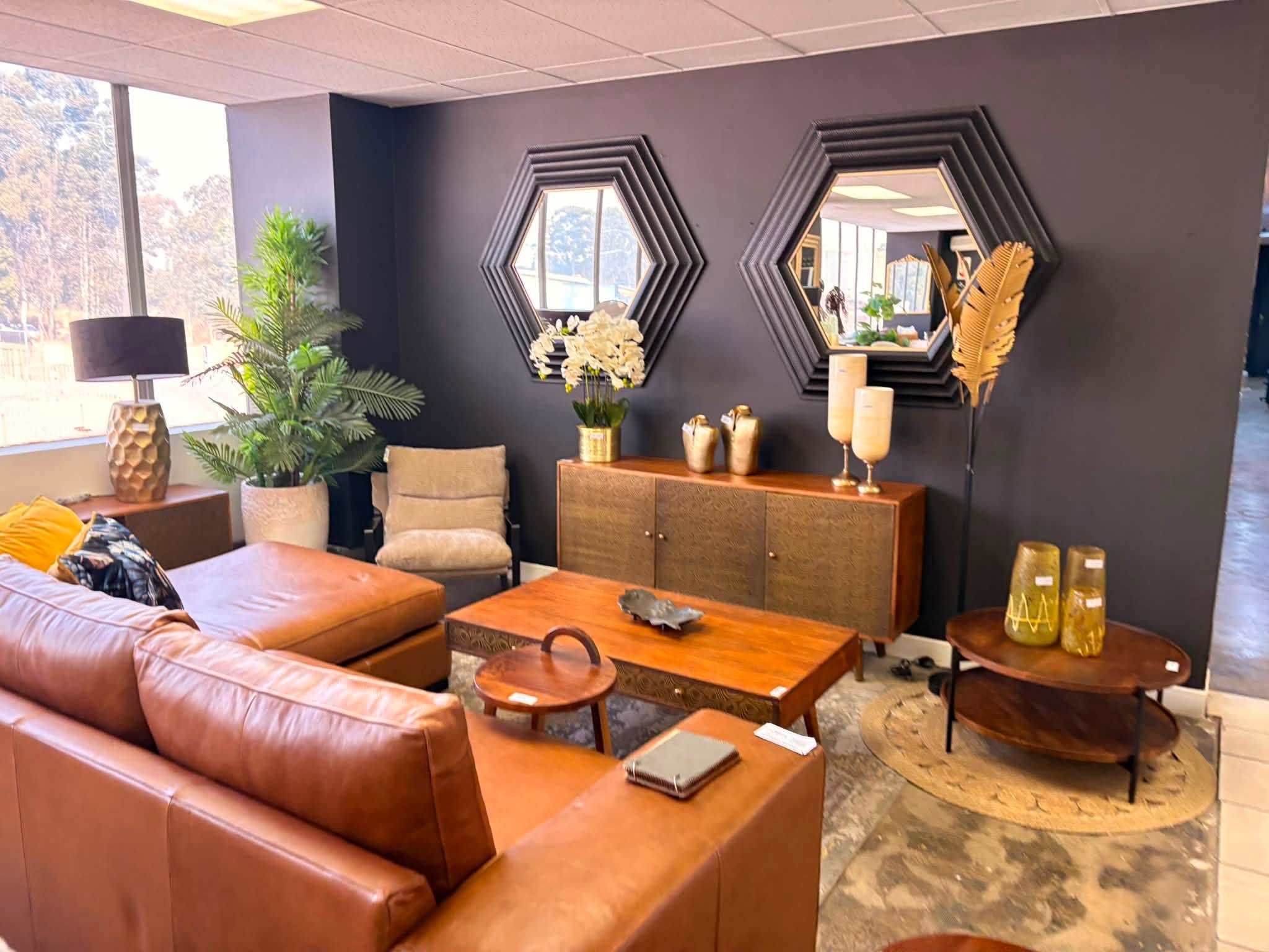 Home Studio interior display