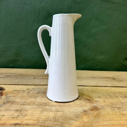 White jug debutante 11x8.75x21