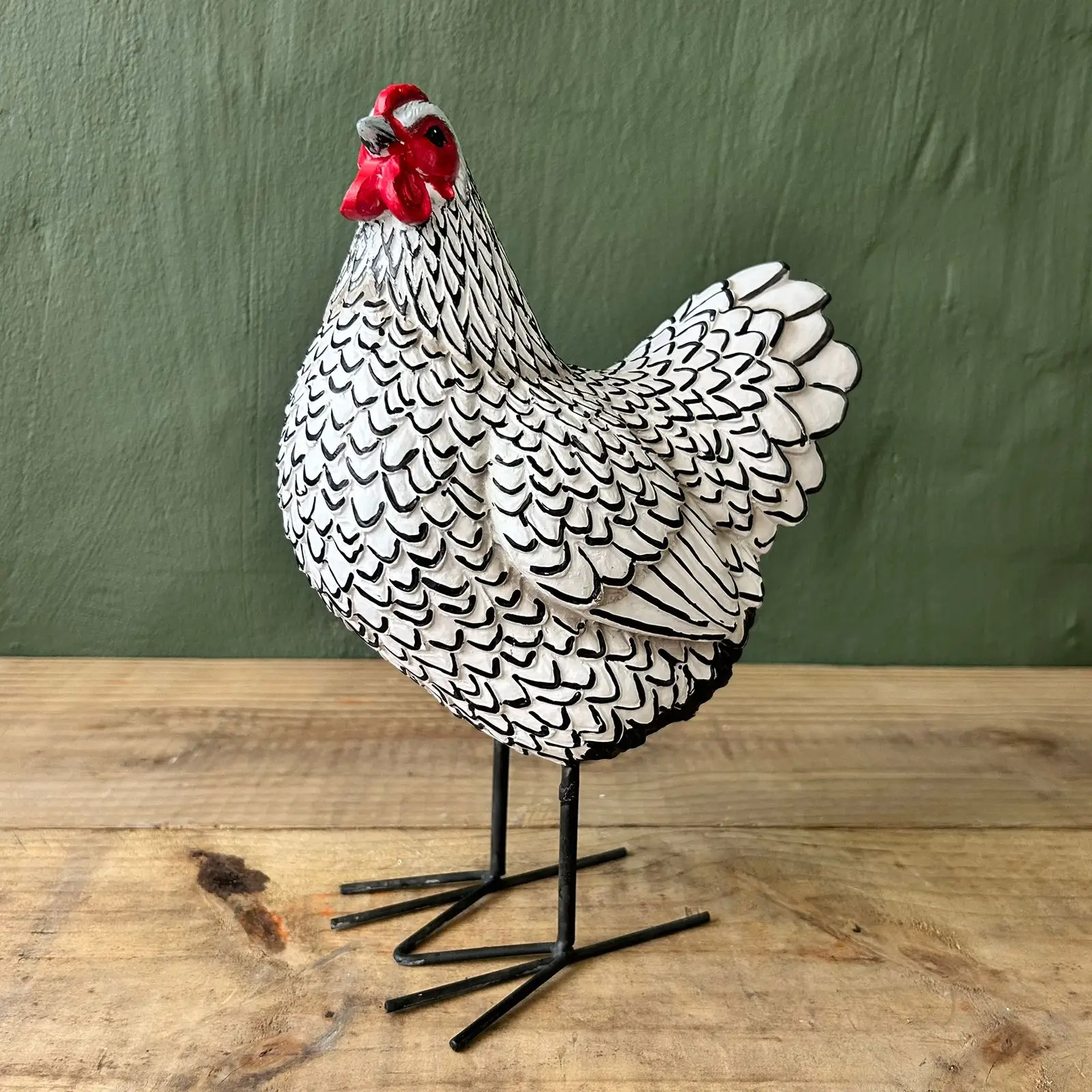 Madam Hen 29cmh